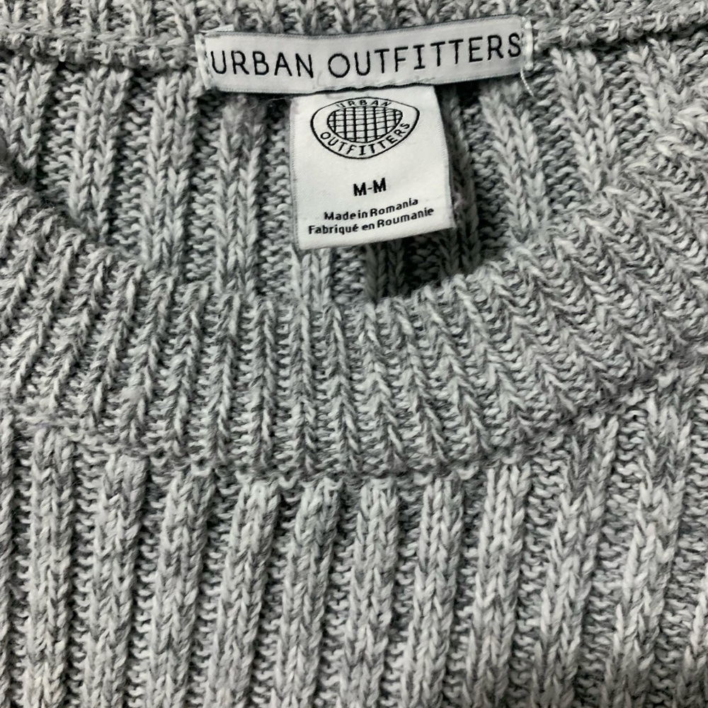 Urban outfitters, size M, grey sweater